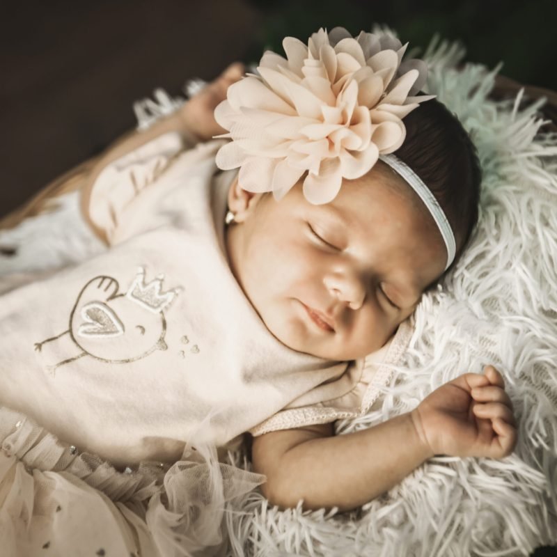 Újszülött fotózás Gyöngyös, Budapest, Heves megye.