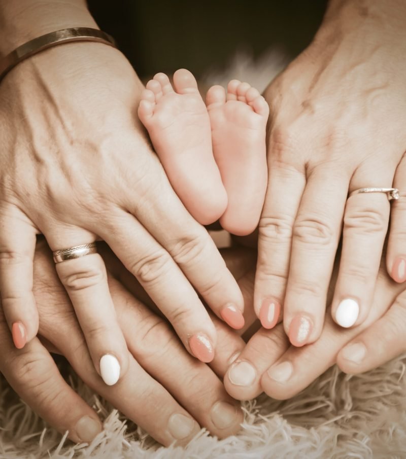 Újszülött fotózás Gyöngyös, Budapest, Heves megye.