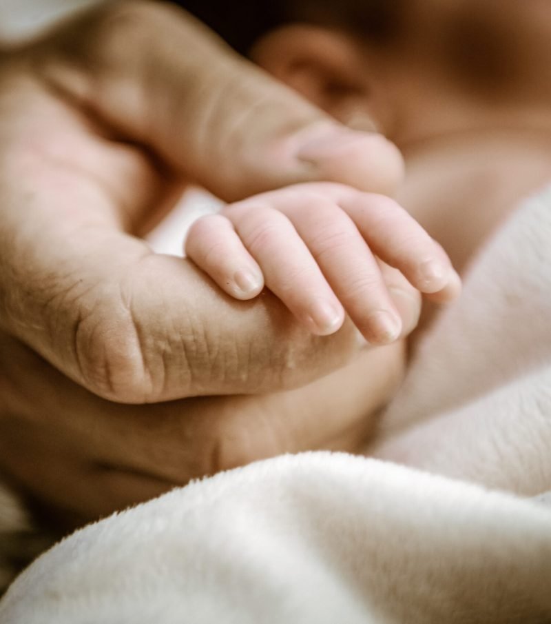 Újszülött fotózás Gyöngyös, Budapest, Heves megye.