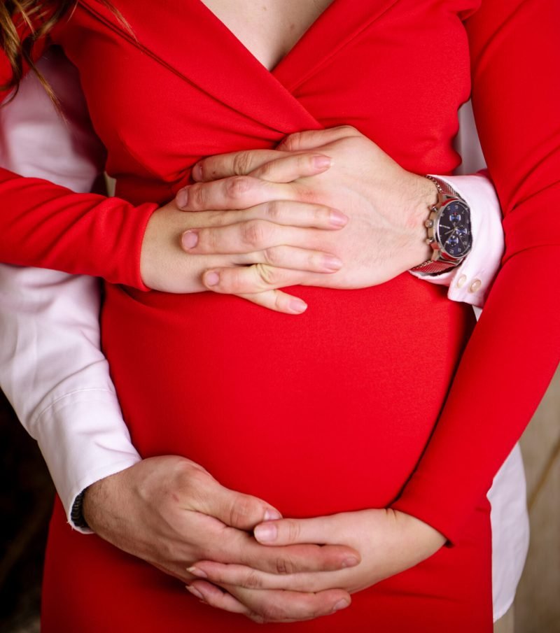 Kismama iskolai fotózás Gyöngyös, Budapest, Heves megye