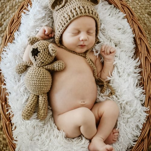 Újszülött fotózás Gyöngyös, Budapest, Heves megye.